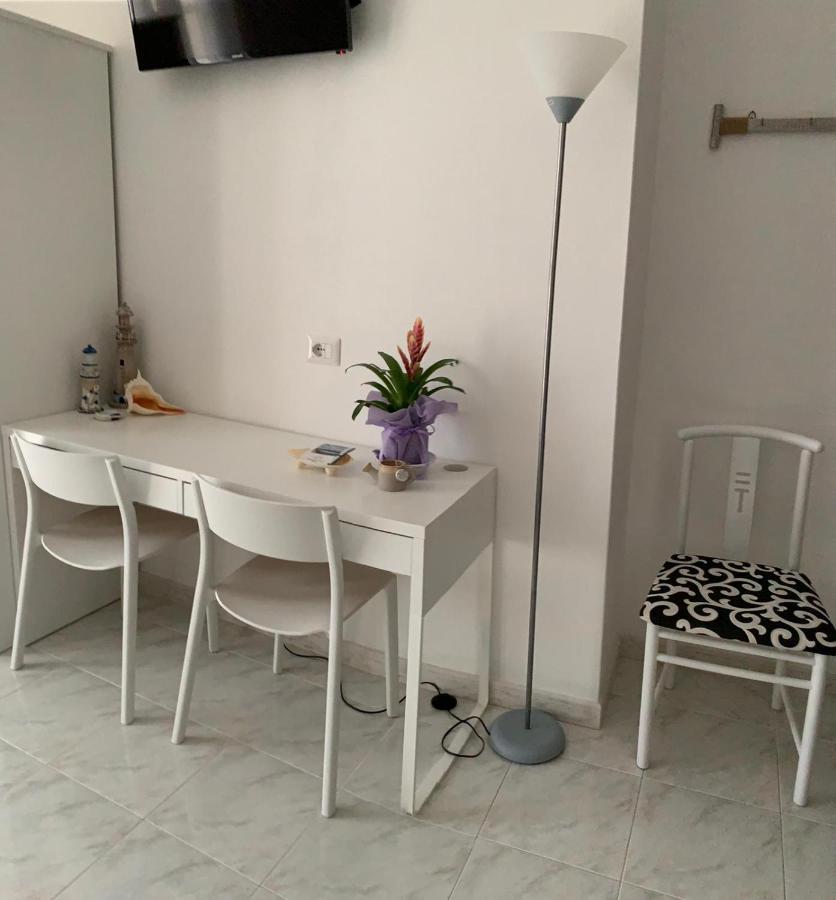 B&B Bentu De Mari Villasimius Luaran gambar